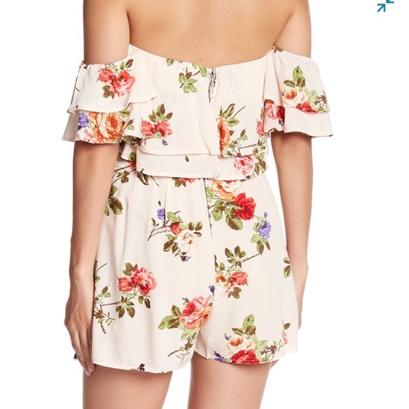 Floral romper - Picture 3 of 5